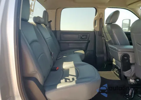 2017 Ram 2500 St z USA, uszkodzony, nr VIN 3C6UR5CL7HG720341